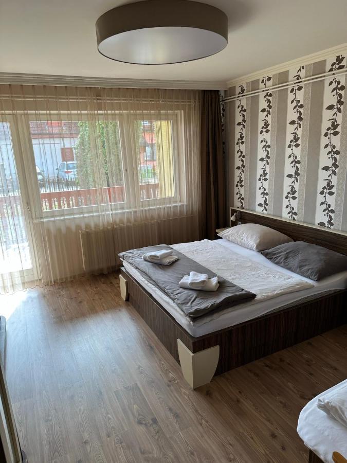 Home Sweet Apartment Xl Buk Bagian luar foto